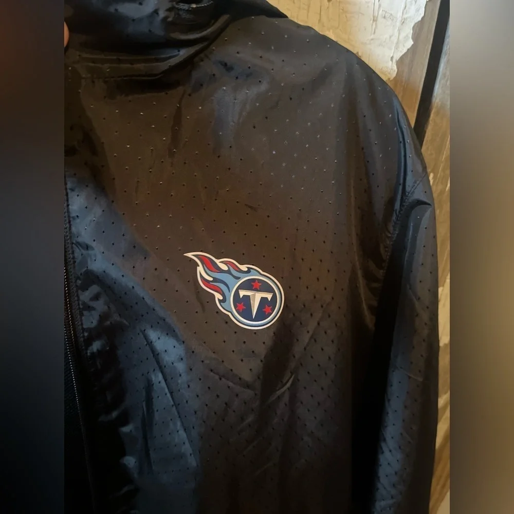 XL Women’s Tennessee Titans rain/ wind jacket MSX by Michael Strahan - Picture 3 of 8